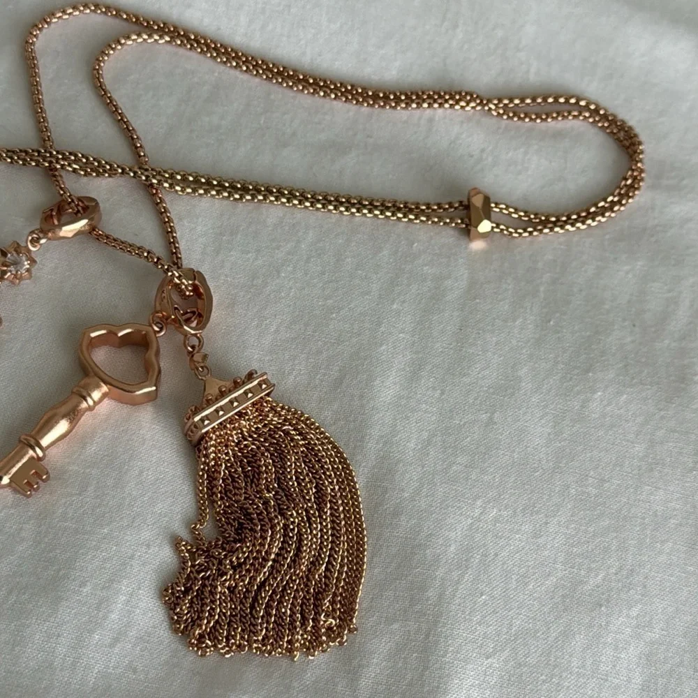 Kendra Scott Zosia long adjustable‎ pendant necklace in rose gold